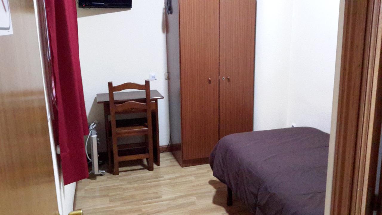 Hostal Rio Parana مدريد المظهر الخارجي الصورة